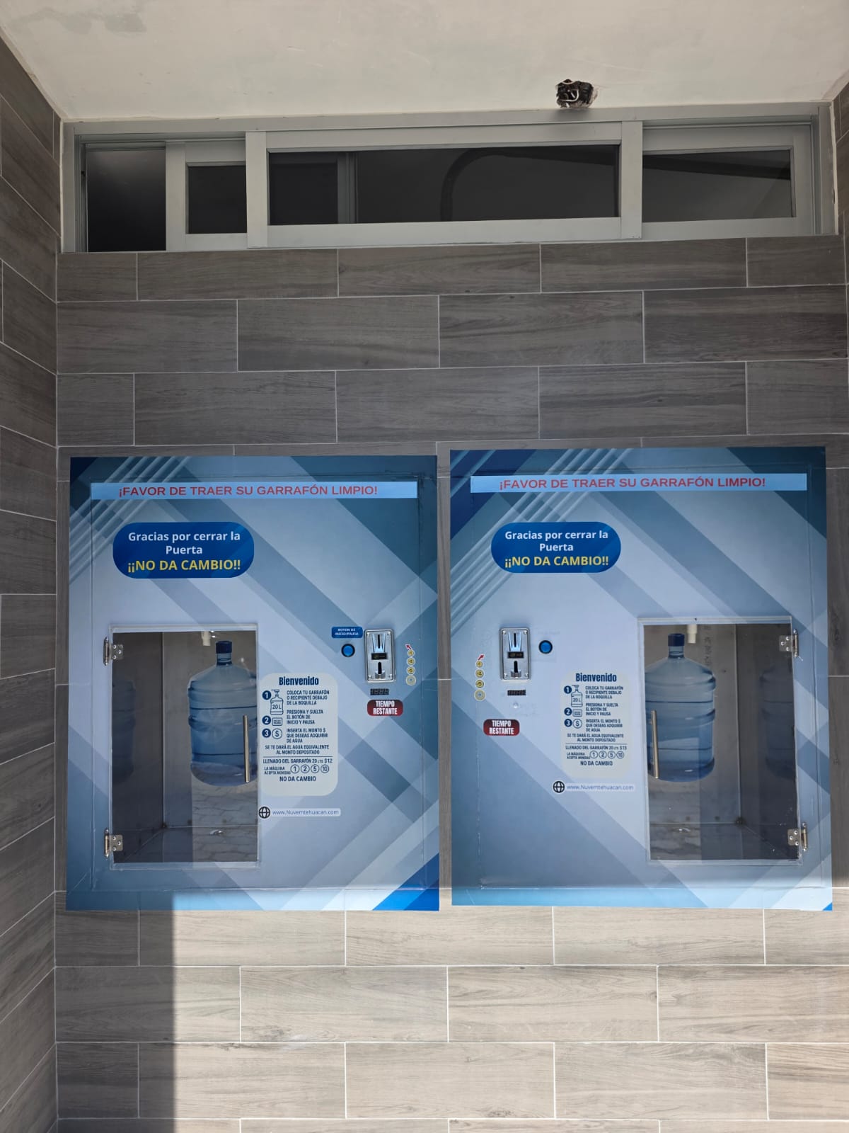 Ventanillas despachadoras dobles de la estación de autoservicio Nuvem